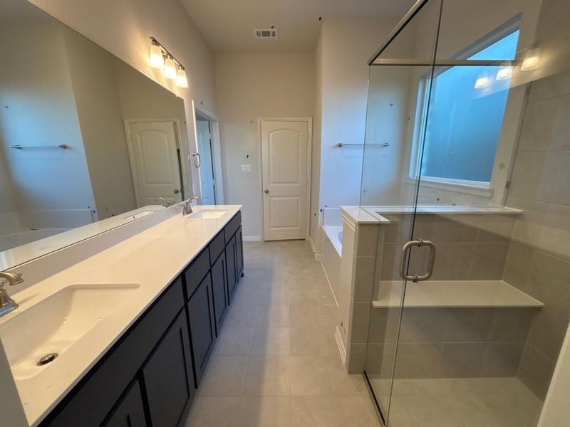 Furnished interior view inside a new home in Waterford Park, Weatherford (Image 6).