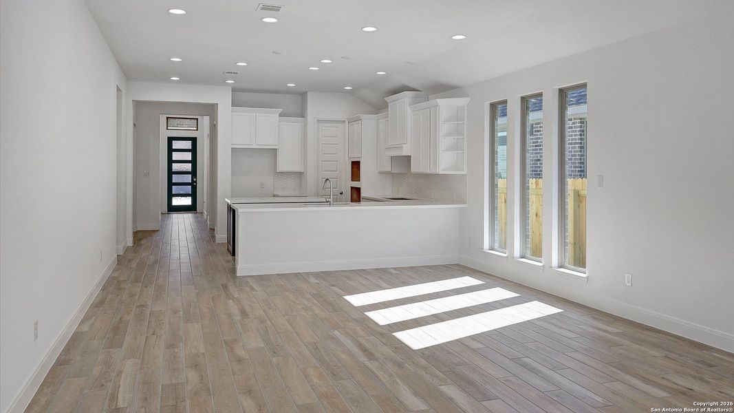 Spacious, unfurnished interior of a new home in Kallison Ranch, San Antonio (Image 20).