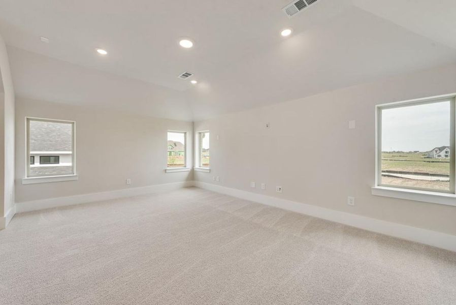 Spacious, unfurnished interior of a new home in Park Place, Prosper (Image 42). Spacious, unfurnished interior of a new home in Park Place, Prosper (Image 42).