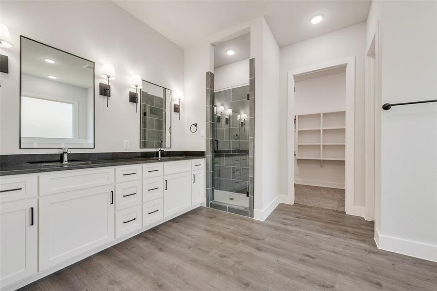 Furnished interior view inside a new home in Lincoln Pointe, Van Alstyne (Image 11). Furnished interior view inside a new home in Lincoln Pointe, Van Alstyne (Image 11).