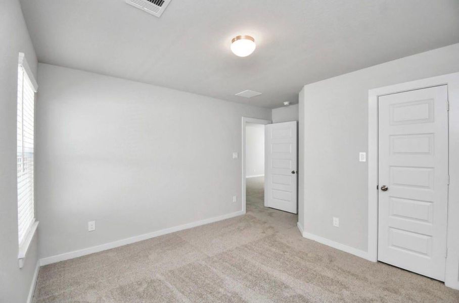 Spacious, unfurnished interior of a new home in Telge Ranch, Cypress (Image 36).