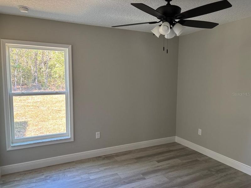 Spacious, unfurnished interior of a new home in , Citrus Springs (Image 26).