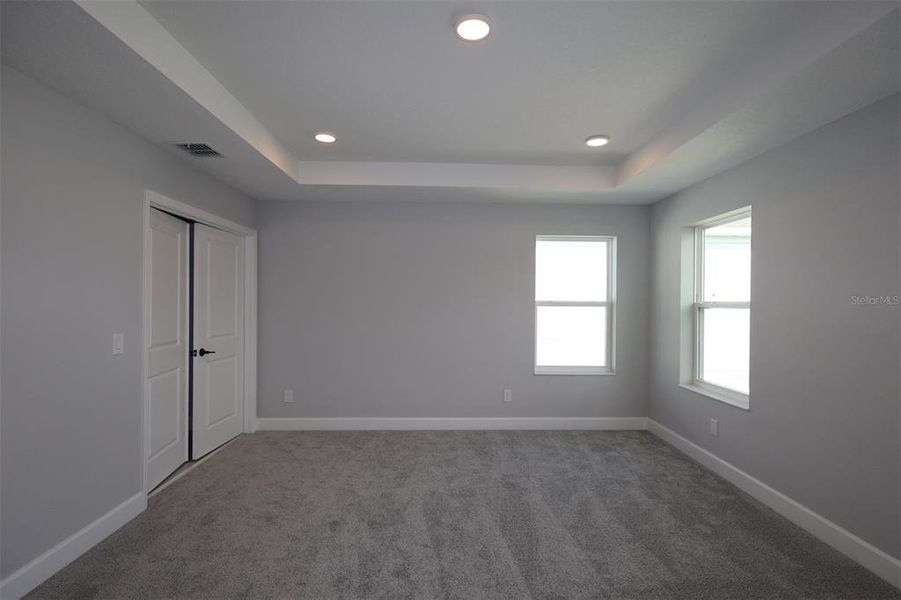 Spacious, unfurnished interior of a new home in Eden at Crossprairie, St. Cloud (Image 43).