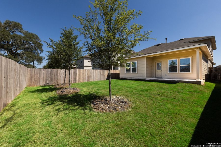 Front exterior of a new home in , San Antonio, TX, highlighting curb appeal (Image 20). Front exterior of a new home in , San Antonio, TX, highlighting curb appeal (Image 20).