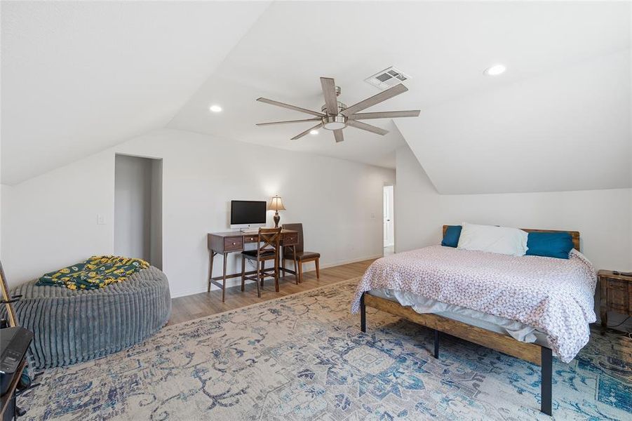 Furnished interior view inside a new home in , Waco (Image 32). Furnished interior view inside a new home in , Waco (Image 32).