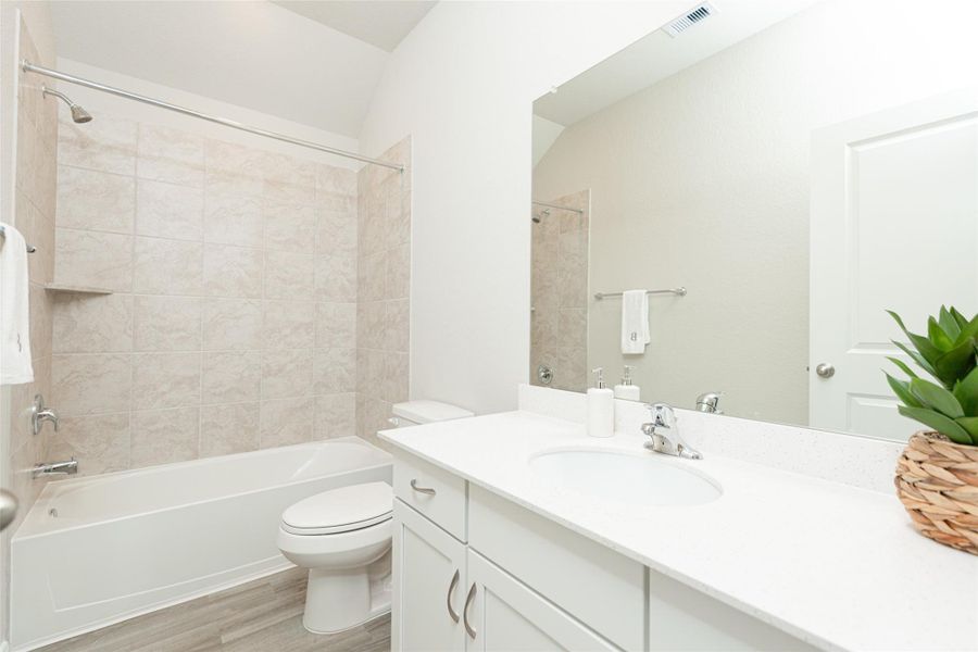 Furnished interior view inside a new home in Montgomery Ridge: Landmark Collection, Montgomery (Image 32).