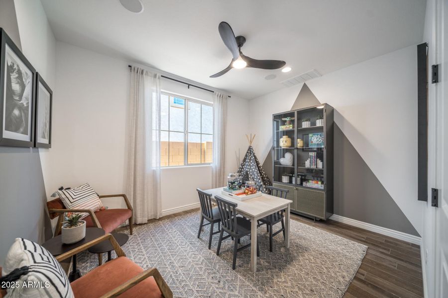 7925 E Raleigh Avenue