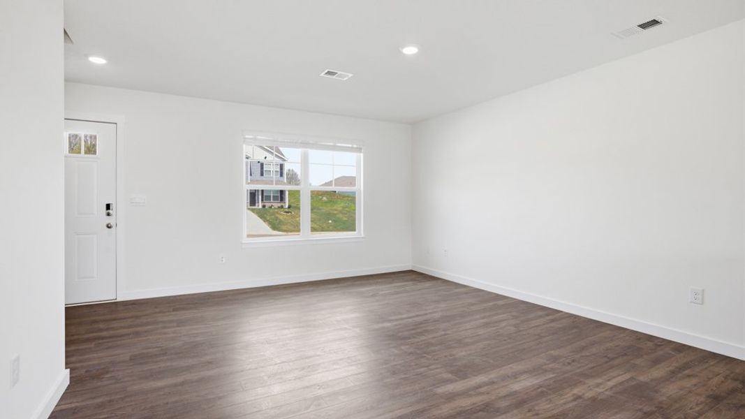 Representative unfurnished interior of a home built from the Glendale-Basement by D.R. Horton in Belhaven, Knoxville (Image 18).