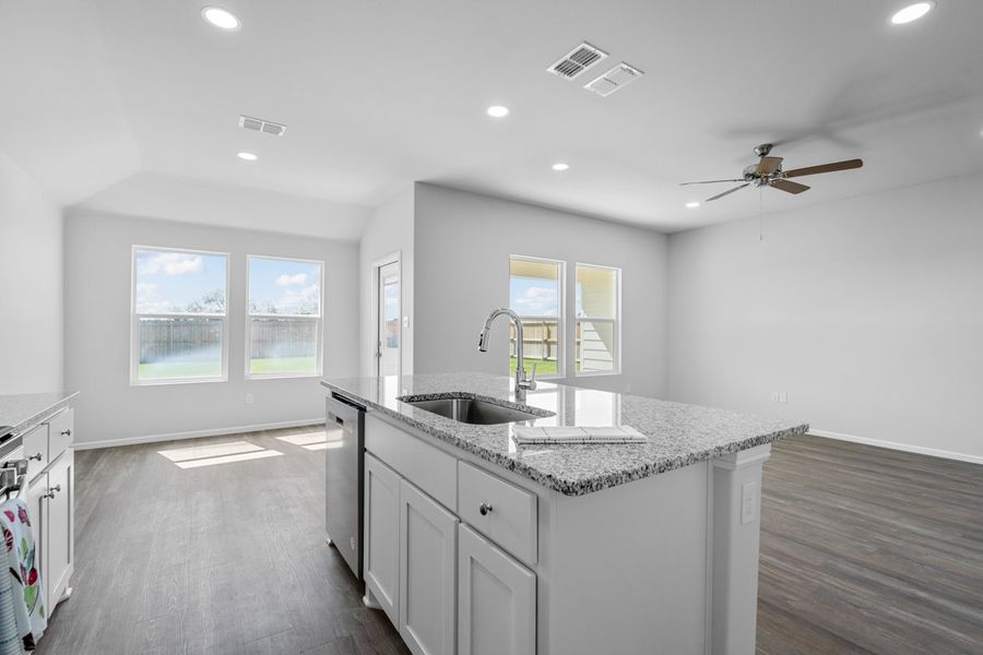 Representative furnished interior of a home built from the BELLVUE by D.R. Horton in Faculty Row, Abilene (Image 14).