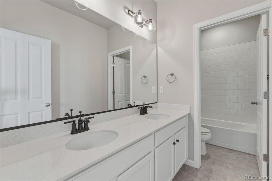 Furnished interior view inside a new home in , Aurora (Image 10).