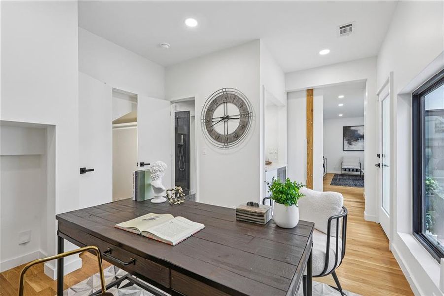 Furnished interior view inside a new home in , Atlanta (Image 35).