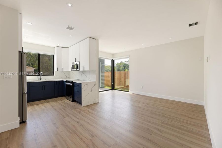 Furnished interior view inside a new home in , Miami (Image 17).