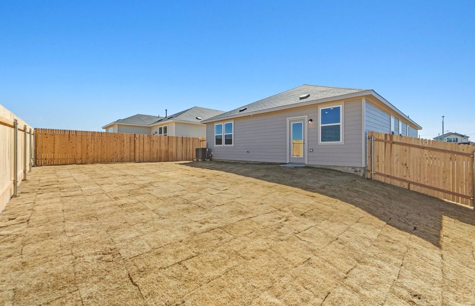 Exterior details and patio area of a home in Larson Crossing, Elgin (Image 21).
