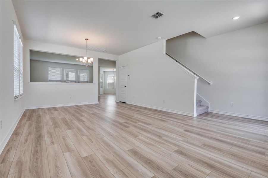 Spacious, unfurnished interior of a new home in Cottonwood Creek, Seagoville (Image 13).
