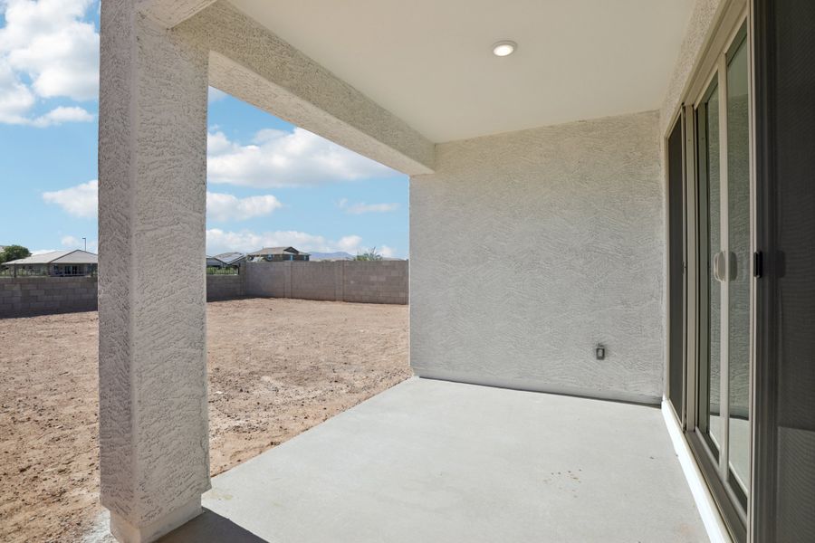 Covered patio. Finishes and options may vary by community. Covered patio. Finishes and options may vary by community.