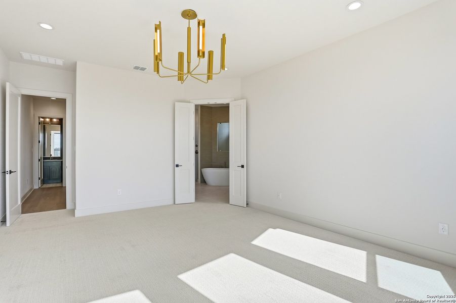 Spacious, unfurnished interior of a new home in George's Ranch, Boerne (Image 45). Spacious, unfurnished interior of a new home in George's Ranch, Boerne (Image 45).