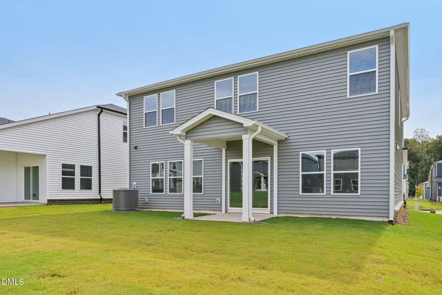 40-web-or-mls-Raleigh - Oak Manor - 744