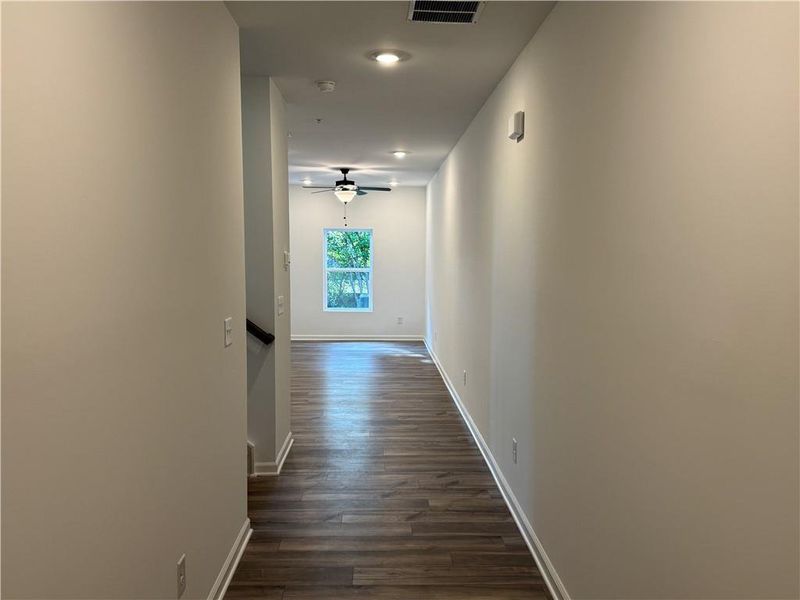 Spacious, unfurnished interior of a new home in Laurelwood, Douglasville (Image 23).