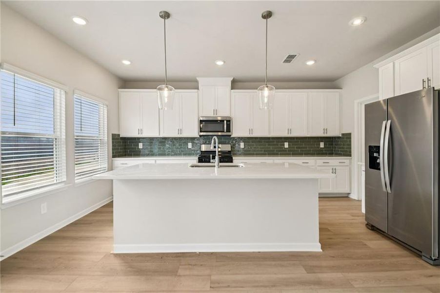 Furnished interior view inside a new home in Creekside at Oxford Park, Fairburn (Image 9). Furnished interior view inside a new home in Creekside at Oxford Park, Fairburn (Image 9).