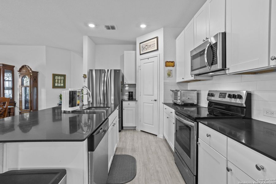 Furnished interior view inside a new home in , San Antonio (Image 5).