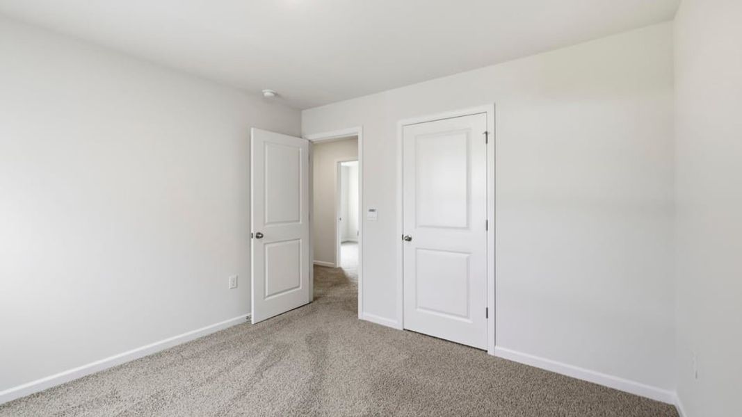 Spacious, unfurnished interior of a new home in Baxter Village, Boiling Springs (Image 30).