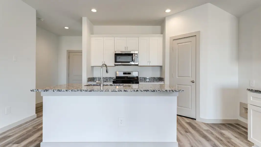 Representative furnished interior of a home built from the The Elgin by D.R. Horton in Everest Heights, Lubbock (Image 4).