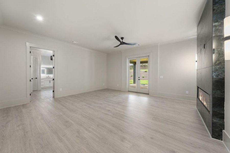 Spacious, unfurnished interior of a new home in , Buford (Image 28).