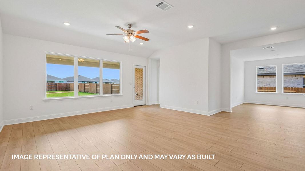 Representative unfurnished interior of a home built from the The Westley by D.R. Horton in Riverview, Georgetown (Image 18).