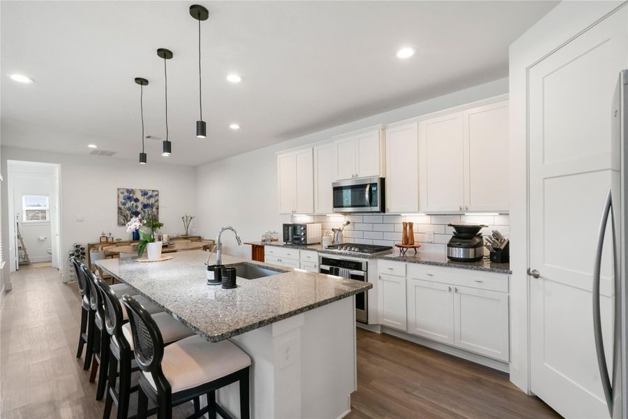 Furnished interior view inside a new home in Fosters Ridge 60's, Conroe (Image 26). Furnished interior view inside a new home in Fosters Ridge 60's, Conroe (Image 26).