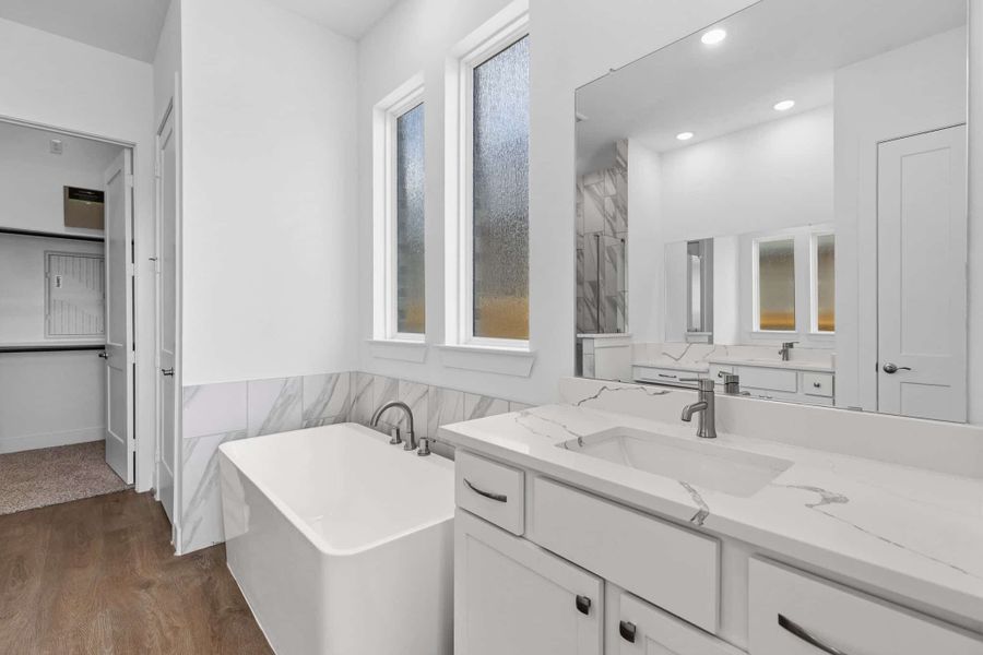 Furnished interior view inside a new home in Parkside on the River, Georgetown (Image 11).