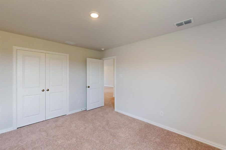 Spacious, unfurnished interior of a new home in Lilybrooke at Legacy Hills, Celina (Image 27).