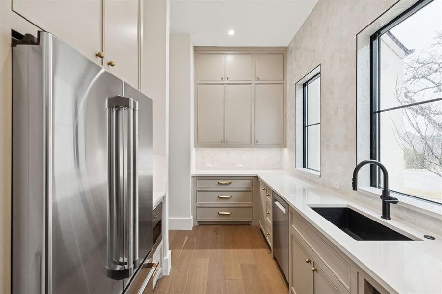 Furnished interior view inside a new home in , Keller (Image 14).