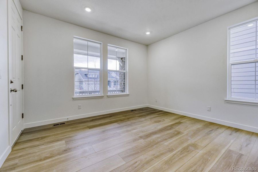 Spacious, unfurnished interior of a new home in Newlin Crossing, Parker (Image 14).