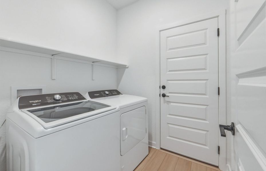 Close-up of interior finishes inside a home in Woodside, Georgetown (Image 12).