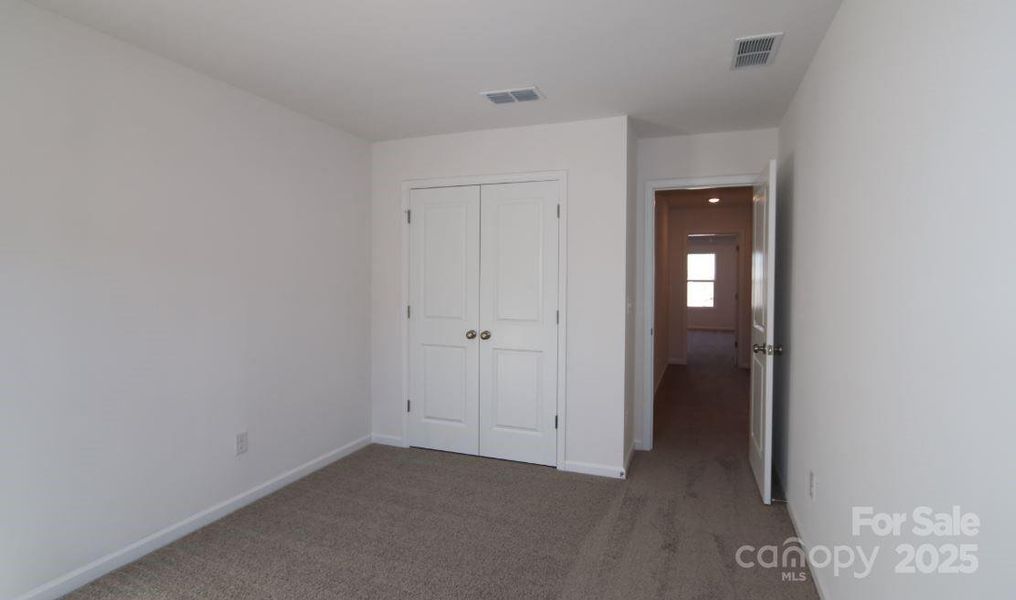 Secondary bedroom Secondary bedroom