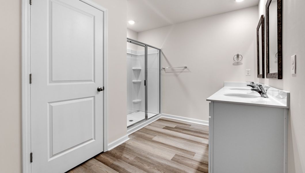 Image 23 of a home in Cedar Gap.