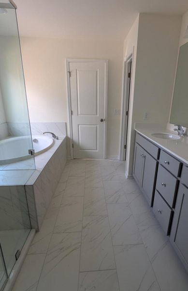 Image 22 of a home in Parker's Preserve.