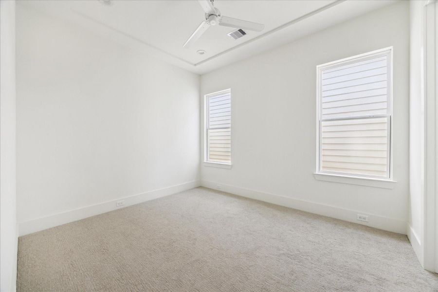 Spacious, unfurnished interior of a new home in , Houston (Image 22).