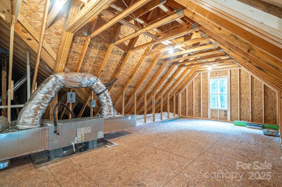 Image 43 of a home in .