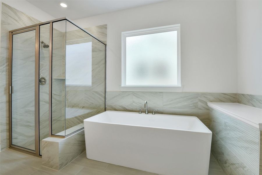 Furnished interior view inside a new home in , Conroe (Image 5).