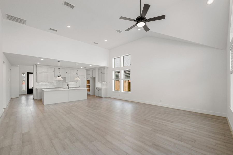 Sleek Open Floorplan Highlight The Home’s Contemporary Design