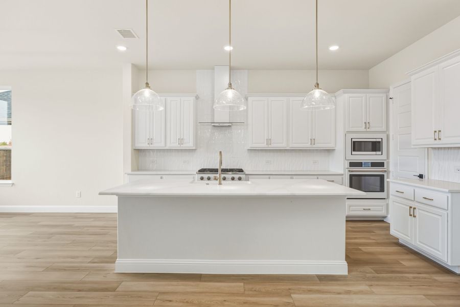 Furnished interior view inside a new home in Edgewater, Fate (Image 7).