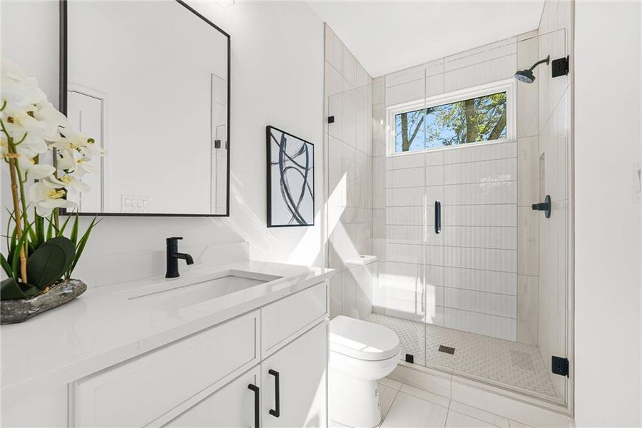 Furnished interior view inside a new home in , Atlanta (Image 6).