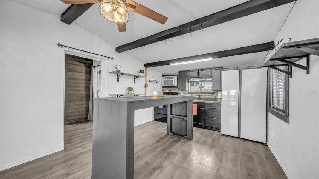 Furnished interior view inside a new home in , Weatherford (Image 8).