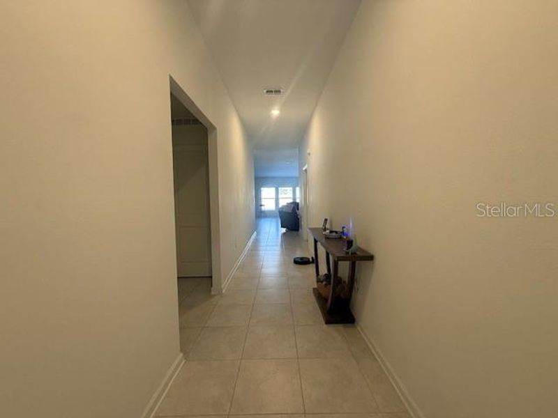 Spacious, unfurnished interior of a new home in Ranches at Lake Mcleod, Eagle Lake (Image 9).