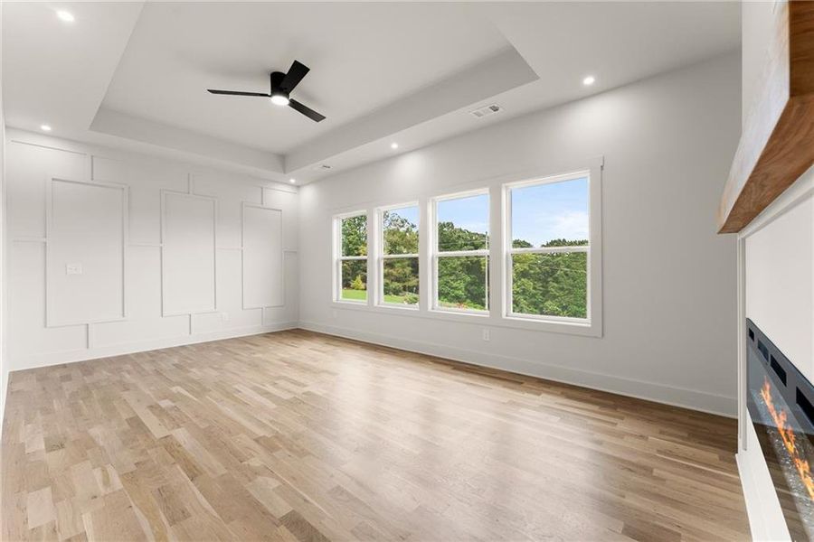 Spacious, unfurnished interior of a new home in , Clermont (Image 36).