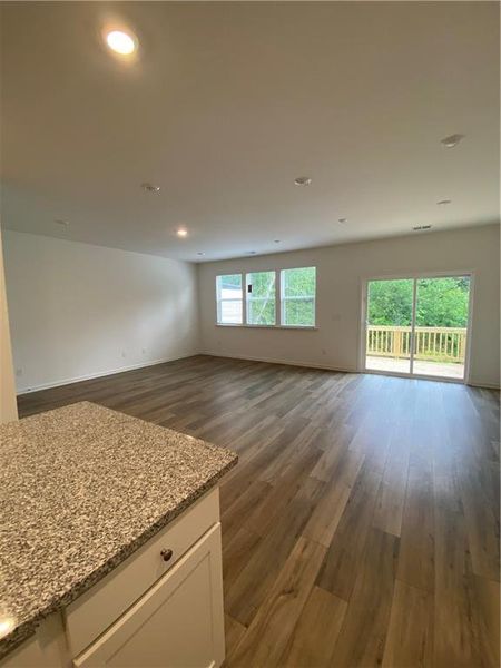 Spacious, unfurnished interior of a new home in , Doraville (Image 5).