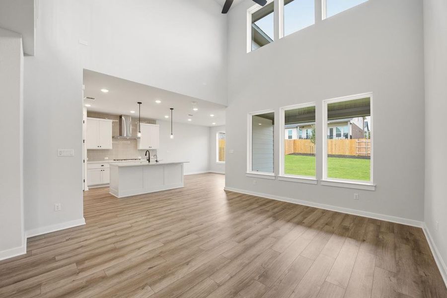 Spacious, unfurnished interior of a new home in Heritage, Dripping Springs (Image 37).