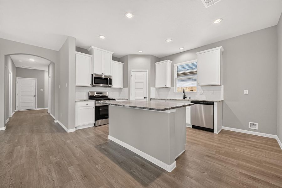 Furnished interior view inside a new home in La Segarra, Brookshire (Image 14).