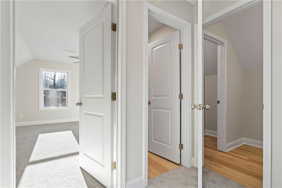 Spacious, unfurnished interior of a new home in , Gainesville (Image 58).